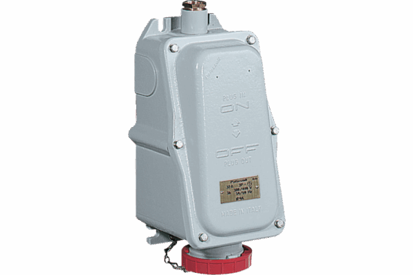 P472401_MAIN_png_900_600_contain_70.png P472411 NAVE WATERTIGHT SOCKET-OUTLET UNAV 2169 FOR REFRIGERATED CONTAINERS WITH SWITCH IN BRASS ENCLOSURE 32A 400V 3P+E 3H 2X1" IP66