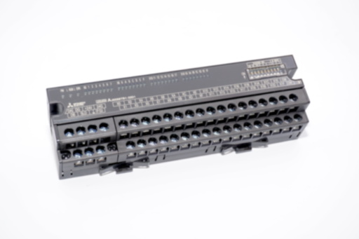 140145.jpg Mitsubishi AJ65SBTB1-32D1: 32-Point 24VDC Sink/Source Input Module